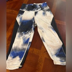 Lululemon multicolor cropped leggings